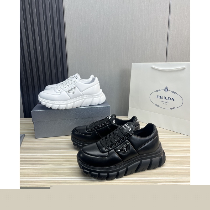 Pra*a casual shoes